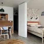 Chamois Blanc / 아파트 *